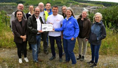 Kalkwerke Oetelshofen als „amphibienfreundlicher Betrieb“ ausgezeichnet