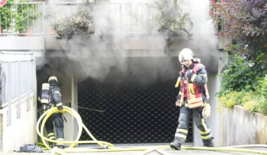 Auto fängt in Wuppertaler Tiefgarage Feuer