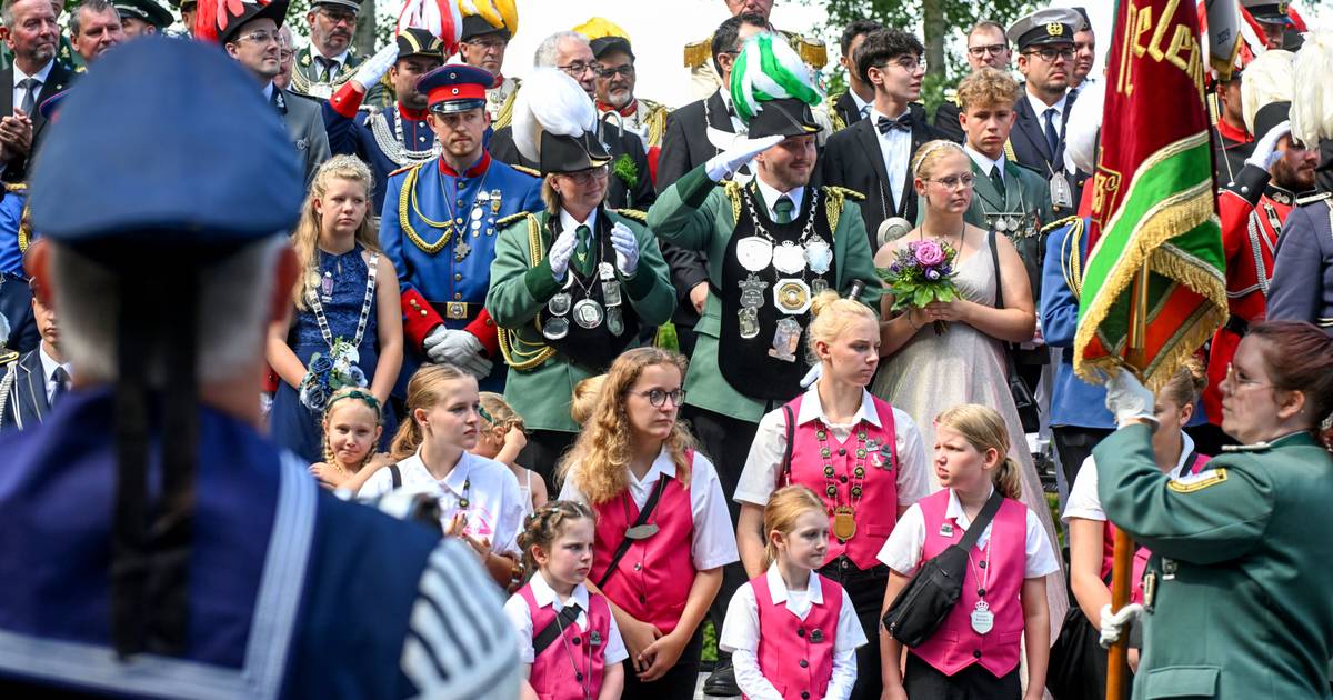 Neersen: Bezirksschützenfest am Grenzweg