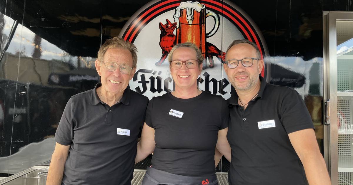 Neue Betreiber im Füchschen-Biergarten auf der Rheinkirmes Düsseldorf 2025