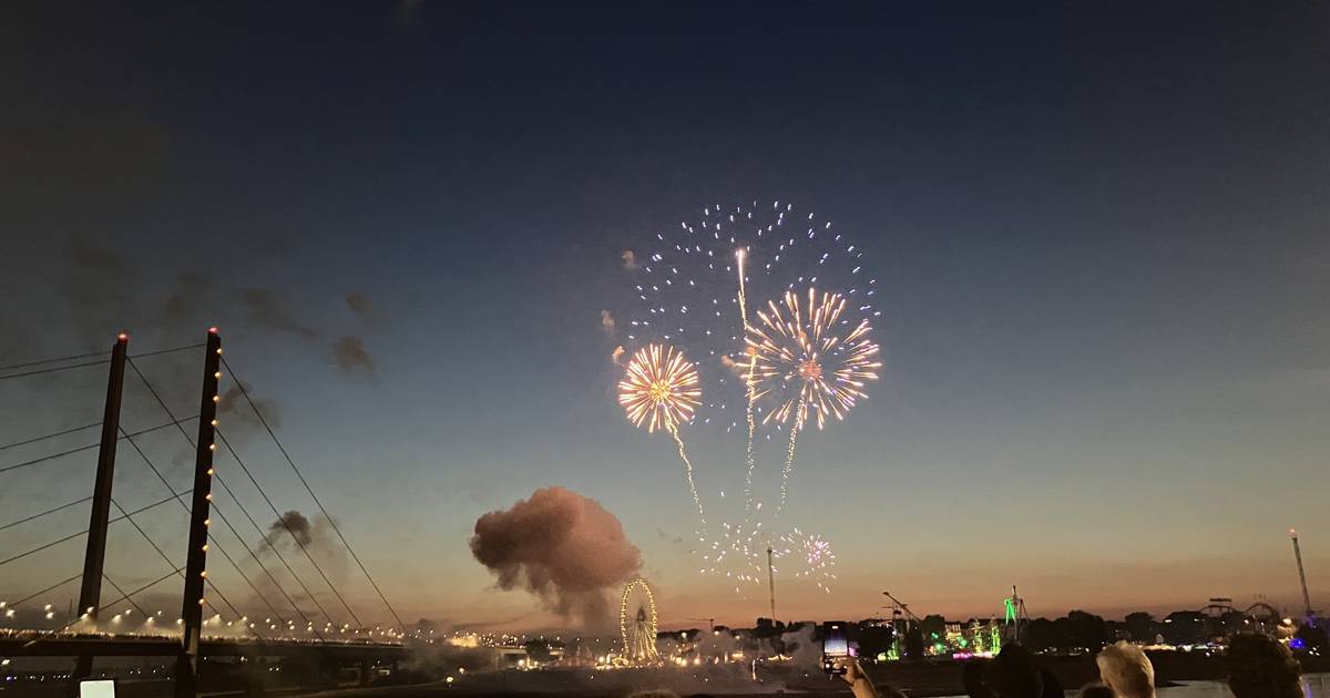 Verletzte durch Explosion bei Kirmes-Feuerwerk