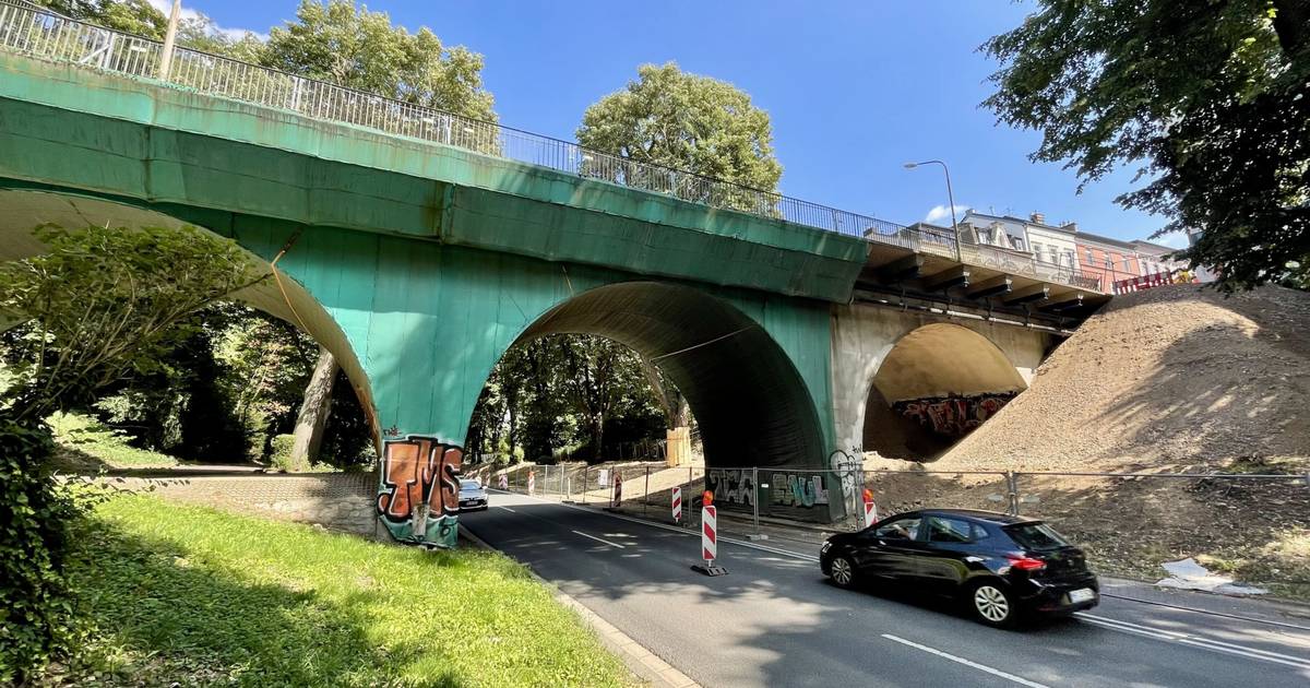Hermann-Piecq-Anlage in Mönchengladbach vier Wochen gesperrt für Radfahrer und Fußgänger