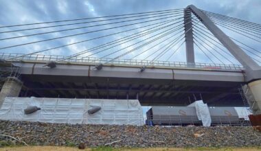 Die ersten Bauteile für die Rheinbrücke sind da