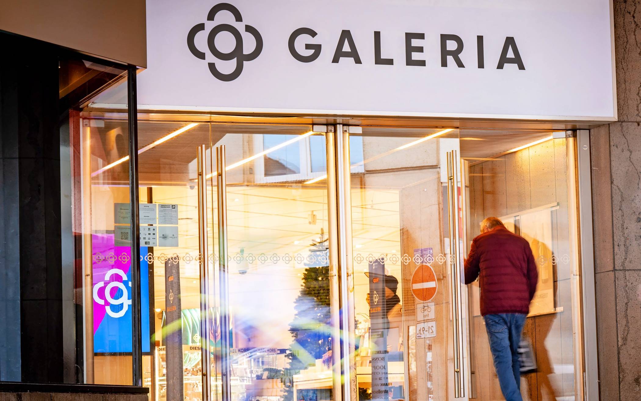 Die Immobilie der Bonner Galeria-Filiale gilt als Filetstück. Wie es mit ihr nach einem Verkauf weitergeht, ist bislang unklar.