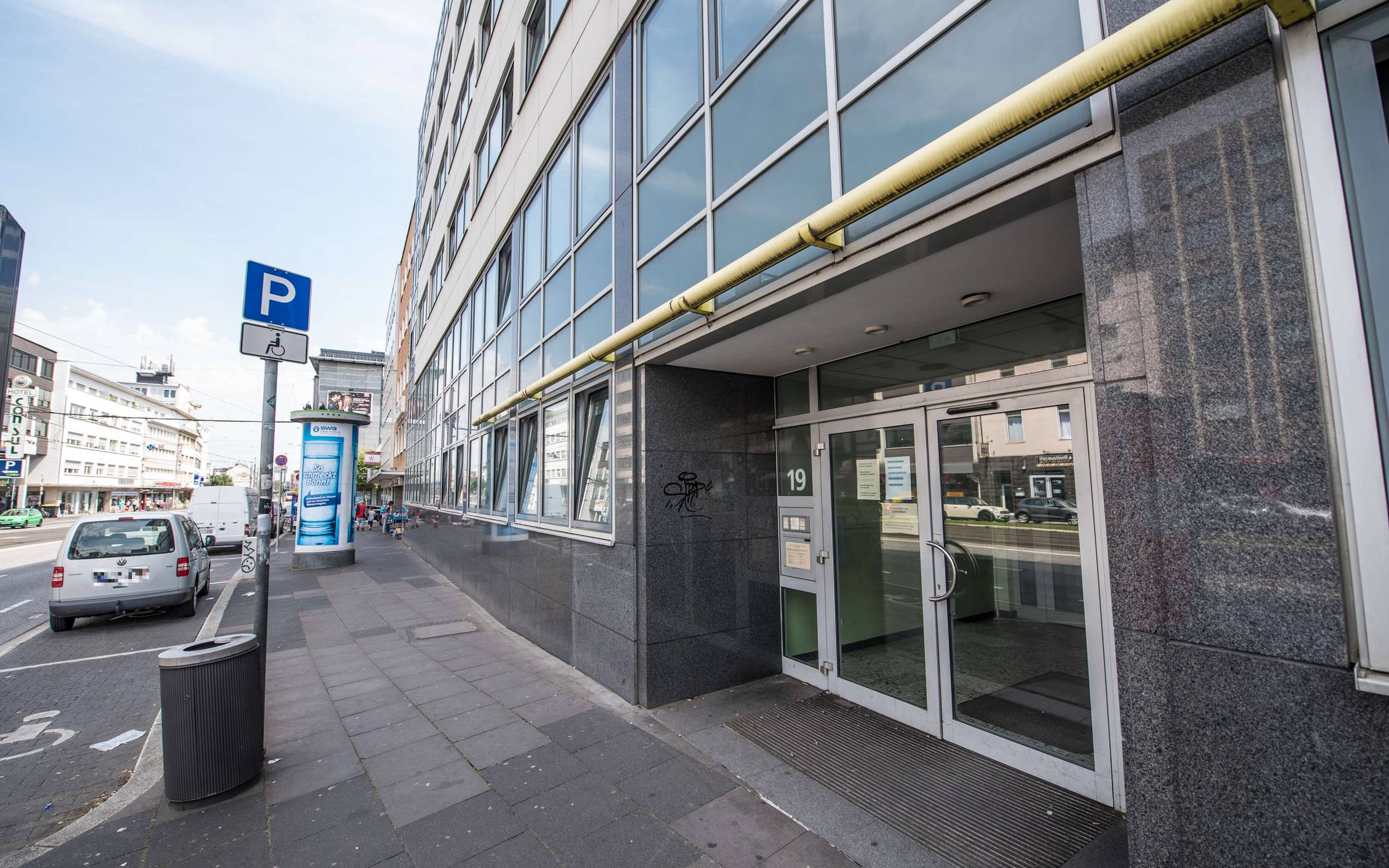 Das Bonner Ausländeramt hat seinen Sitz an der Oxfordstraße nahe dem Stadthaus. 