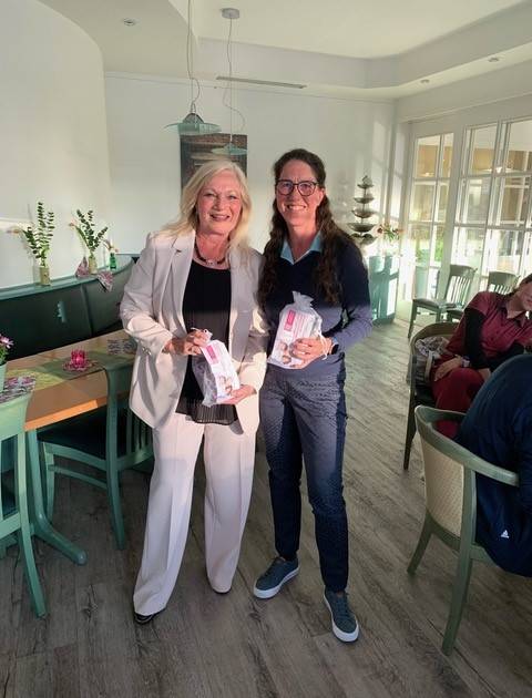 Wegberger Golferinnen sammeln 1500 Euro für DKMS