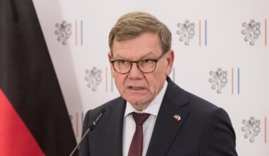 Außenminister Wadephul bekräftigt Rückhalt für die Ukraine