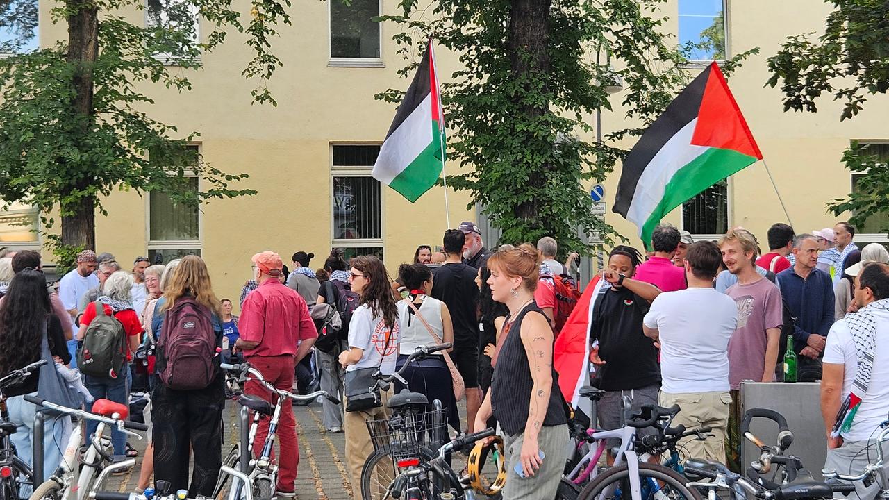 Nordrhein-Westfalen: Pro-Palästina-Demos in Köln und Aachen am Freitagabend