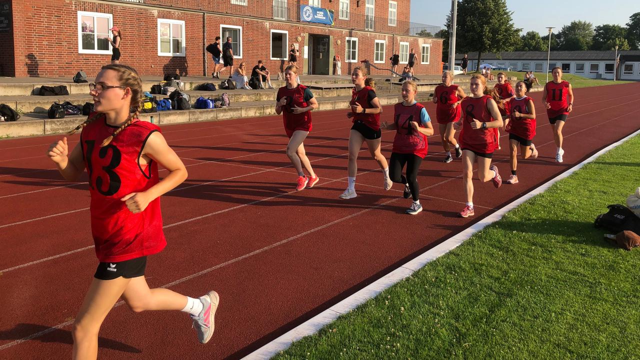 Nordrhein-Westfalen: "Mussten reagieren": Uni Münster zieht Sportprüfung wegen Hitze vor