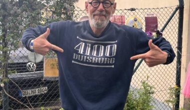 4100 Duisburg: T-Shirt-Projekt hilft Obdachlosen