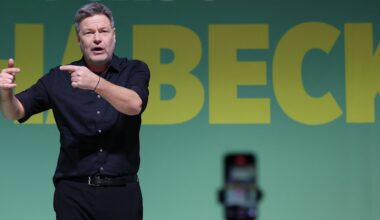 Robert Habeck bei Lanz: Habecks tiefsten Seufzer erntet die Frage nach seiner Verantwortung für den AfD-Höhenflug