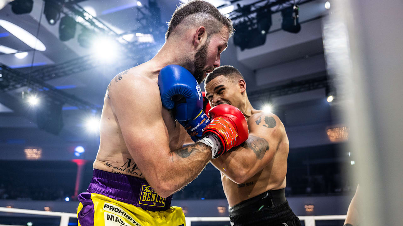 Fame Fighting: Ex-Fußballer Kevin Njie steigt wieder in den Ring | Unterhaltung