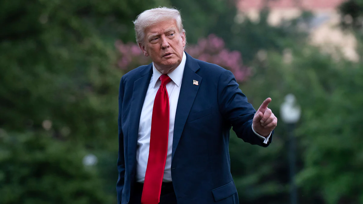 Ukraine News: Trump will zwei Atom-U-Boote Richtung Russland schicken - Politik