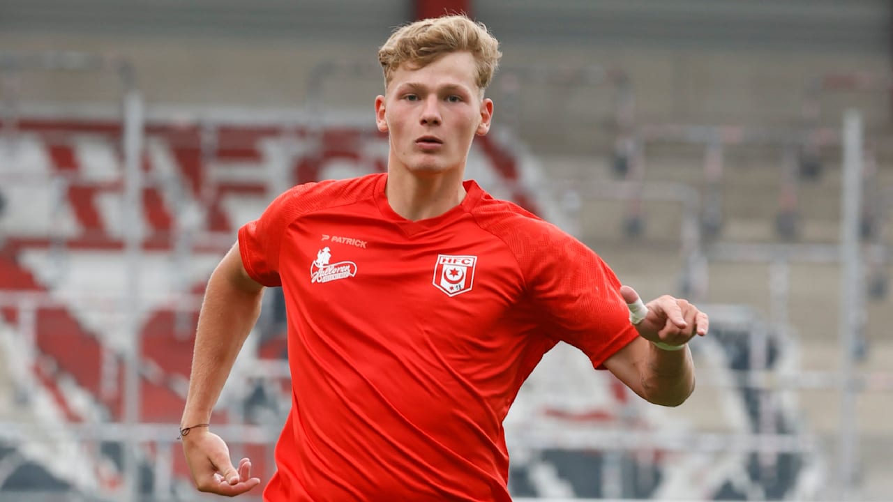 Hallescher FC: Ehrlich kam vom FC Augsburg! HFC-Stürmer will Überraschung gegen Ex | Sport