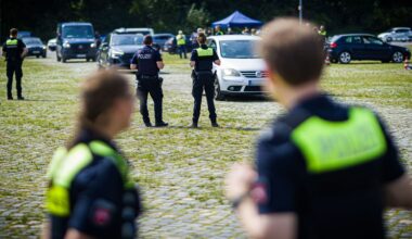 Die Kontrollen der Polizei Hannover sind Teil eines internationalen Erfahrungsaustausches. Foto: Moritz Frankenberg/dpa