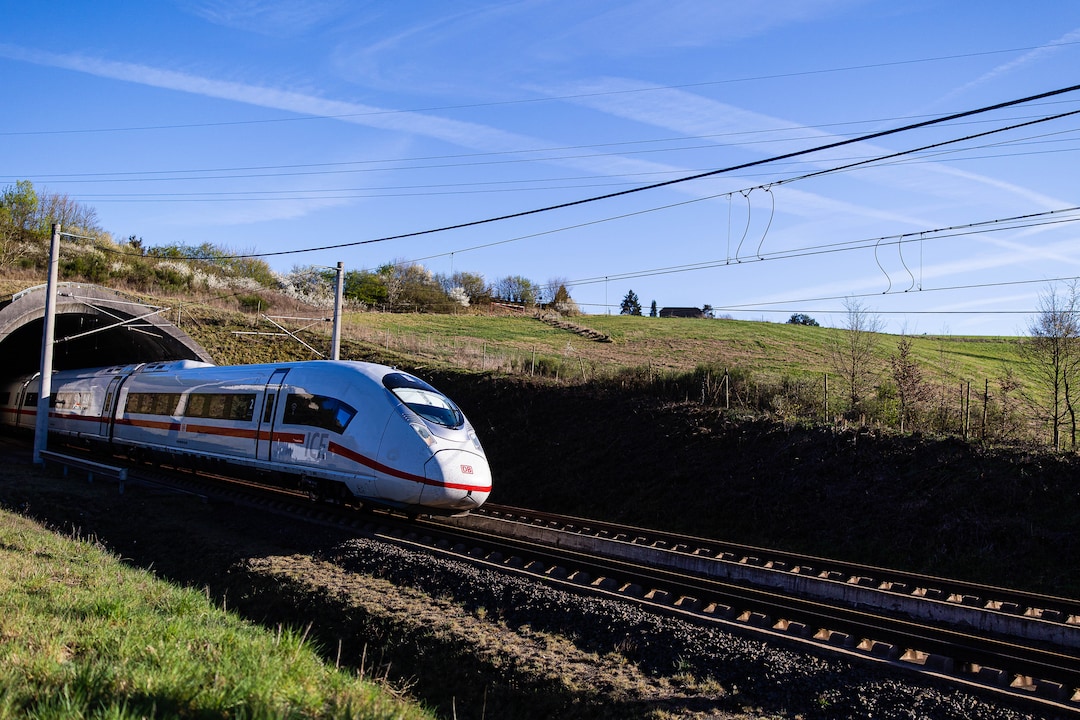 ICE-Zug steckt bei Wien stundenlang in Tunnel fest (Symbolbild)