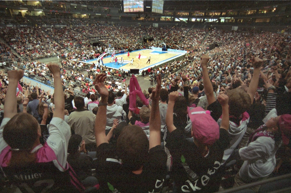 25 Jahre nach Rekord: Baskets Bonn feiern Köln-Rückkehr