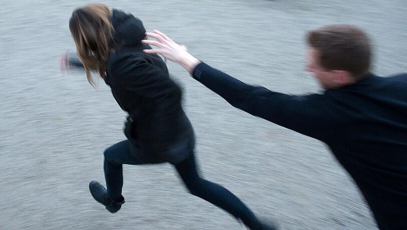 Serientäter unterwegs? Vier sexuelle Übergriffe im Umland von München