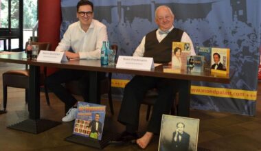 Im Mondpalast: 'Barfuß oder Lackschuh'