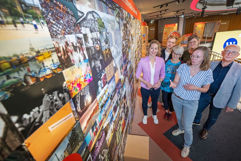 Verena Mertens besucht Erlebnisraum
