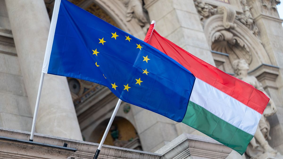 Behauptung Moskaus: Plant die EU einen "Regimewechsel in Ungarn"?