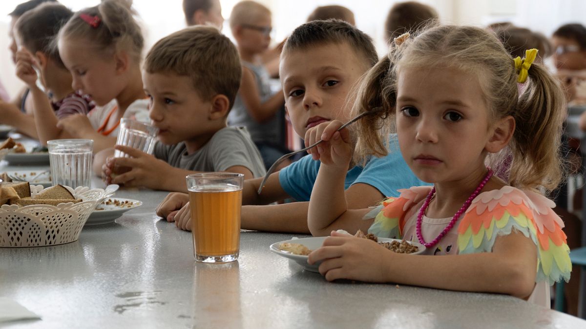 Zwangsadoption: Russland veröffentlicht "Adoptionskatalog" mit ukrainischen Kindern
