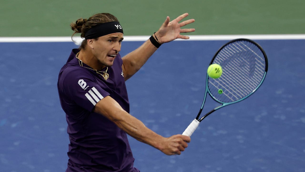 US Open: Alexander Zverev siegt und lächelt in New York | Sport