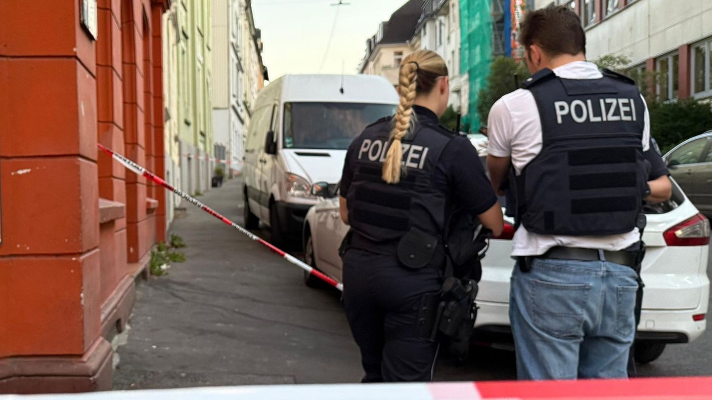 Die drei Täter flüchteten laut Polizei. Foto: Justin Brosch/dpa