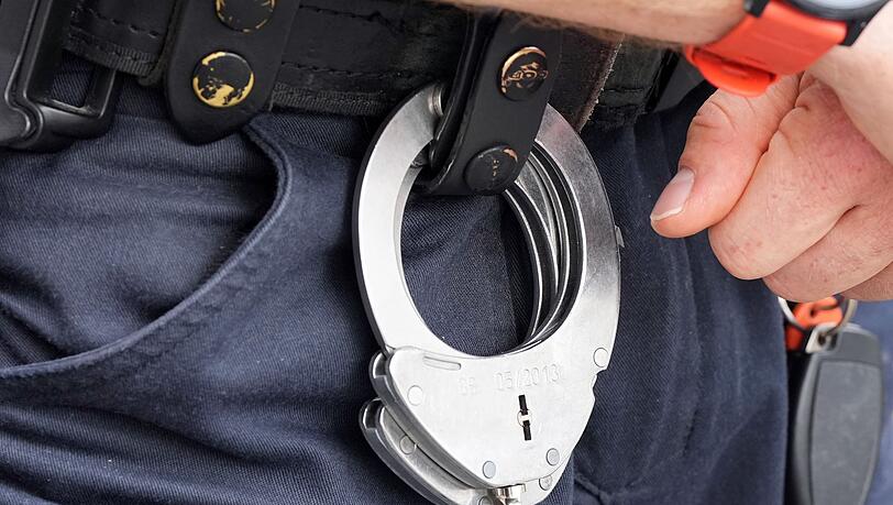 Polizist in München als Grapscher auf Party festgenommen