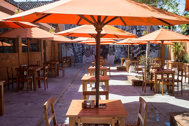 Auch in Bali sind Restaurants während der Corona-Pandemie leer geblieben.