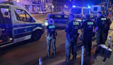 Berlin: Mann stürzt auf Flucht vor Polizei mehrere Meter in die Tiefe | Regional