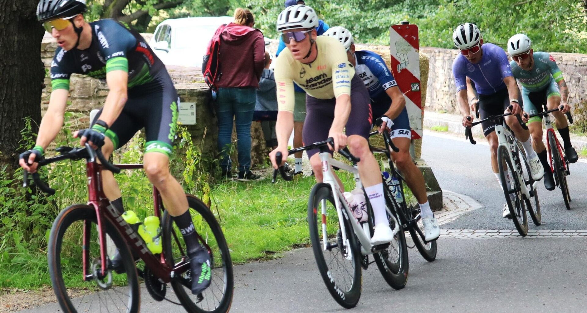 Chemnitzer Radsportler Lein fährt auf das Podium in Halsbrücke