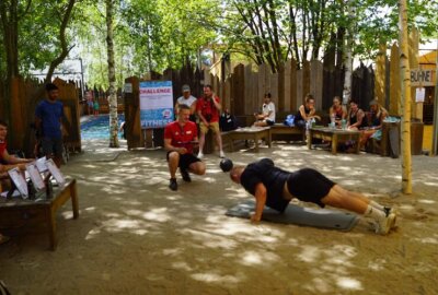Kostenloses Fitness-Festival in Chemnitz: Mit Poolball, Yoga und mehr Bewegung ins Leben bringen - Am 24. August veranstaltet das „FittiCO“ ein großes Sport- und Bewegungsevent in der Spinnerei. Auf dem Bild sind Impressionen des letzten Jahres zu sehen.