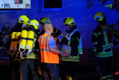 Essen vergessen: Dichter Rauch und Großeinsatz in Mehrfamilienhaus - Unter anderem wurden auch die Verbindungen der LVB vorübergehend eingeschränkt.