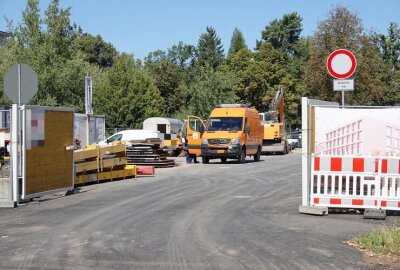 Kiloschwere Brandbombe in Dresden gefunden - Sie schätzten ein, dass die Bombe transportiert werden kann, verluden sie und werden sie gesichert unbrauchbar machen.