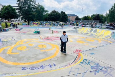 Skater zeigen ihr Können im Konkordiapark - Skateevent im Konkordiapark in Chemnitz.
