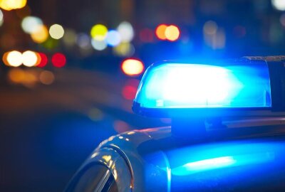 Drei Verletzte und 30.000 Sachschaden nach Autounfall in Leipzig - Am Montagabend gegen 18.50 Uhr kam es in Leipzig im Kreuzungsbereich Knautnaundorfer Straße/Zeitzer Straße zu einem Unfall. Symbolbild.