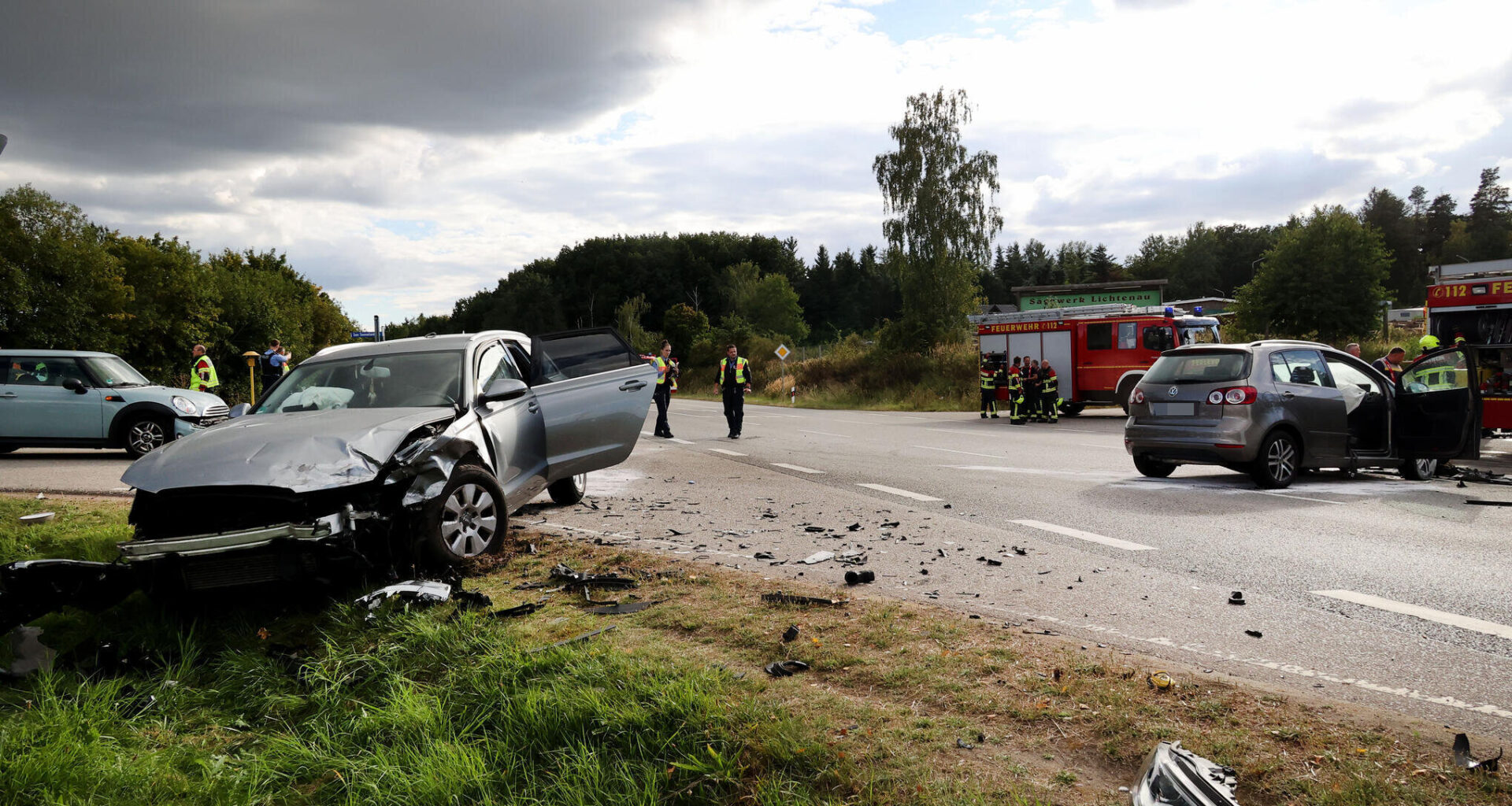 Schwerer Unfall unweit der A 4 bei Chemnitz-Ost: Mehrere Verletzte
