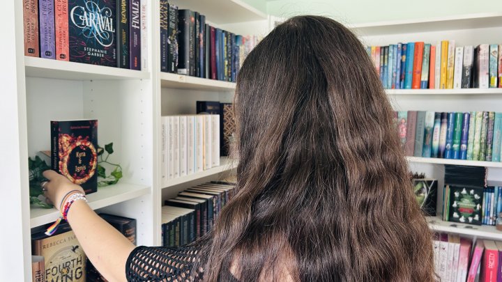 „Kyra und Ignis“: 15-jährige Drolshagenerin