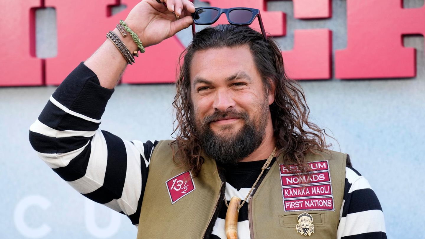 Jason Momoa zeigt sich zum ersten Mal ohne Bart seit sechs Jahren