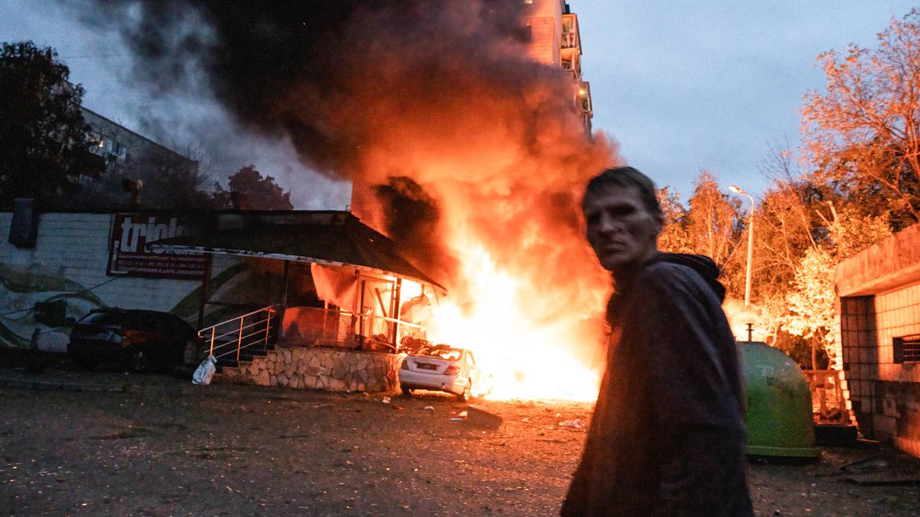 Krieg in der Ukraine: Donald Trump nennt Russlands Vorgehen "widerwärtig"