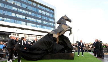 Fußball-Bundesliga: Borussia setzt sich zum 125. Jubiläum ein Fohlen-Denkmal