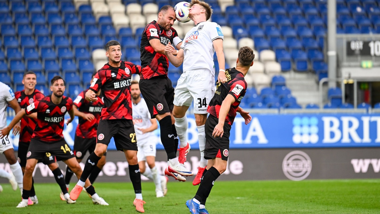 3. Liga: SSV Ulm startet mit Niederlage gegen Wiesbaden - Fußball