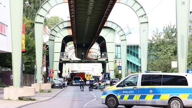 Bedrohungslage: In Wuppertal ist es nach einer Bedrohungslage zu einem Polizeieinsatz gekommen.