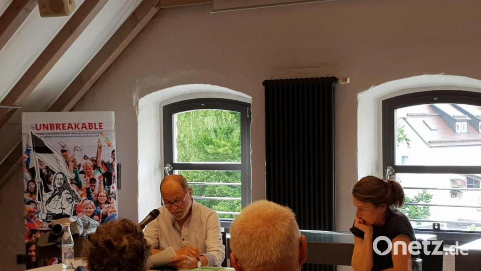 Friedrich Brandl stellt Buch "Im Freien daheim" im CeBB vor