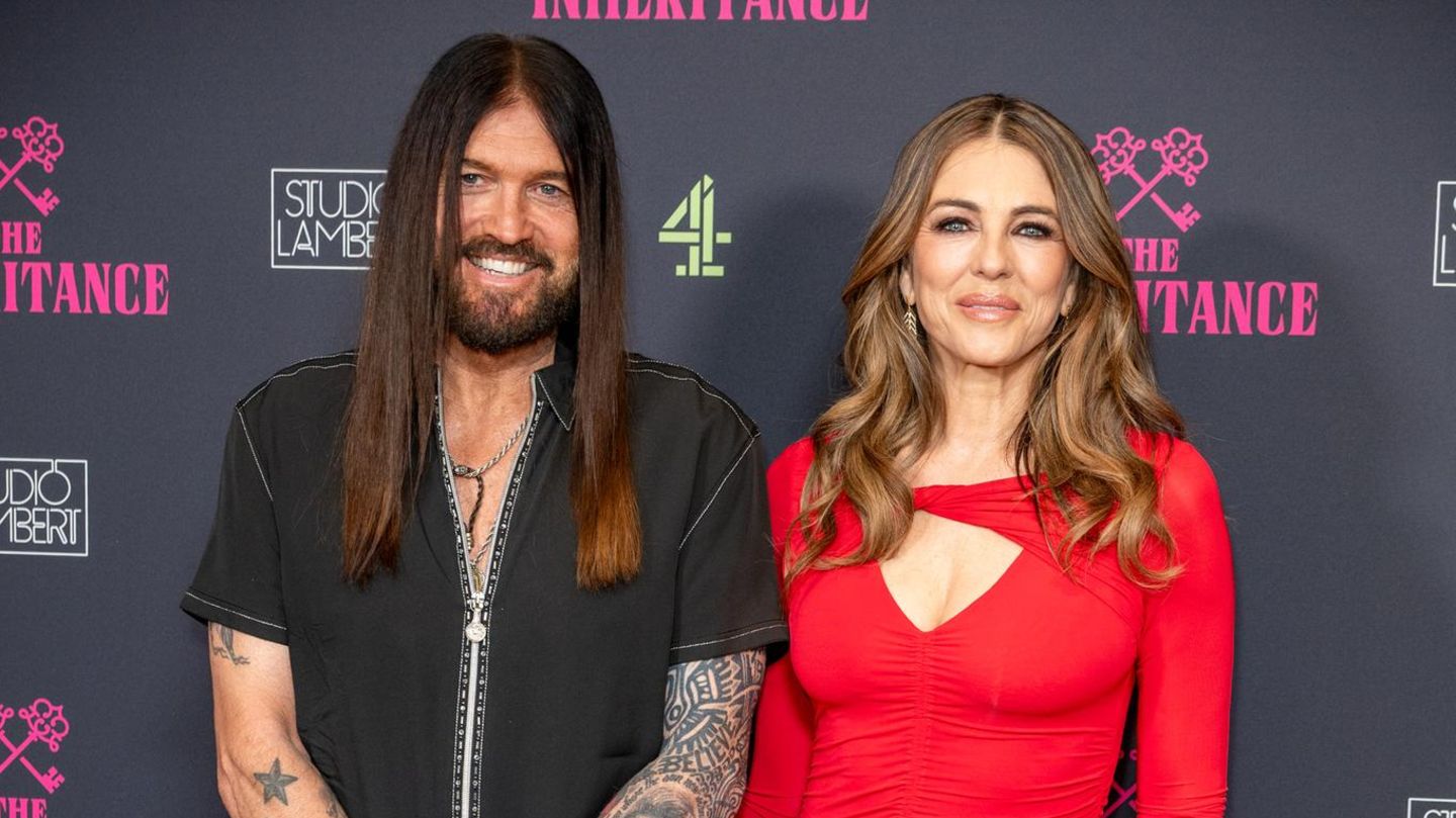 Elizabeth Hurley: Sie glänzt neben Billy Ray Cyrus in London