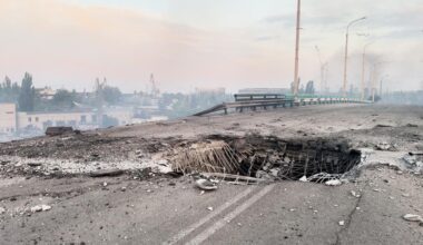 Lage in der Ukraine: Bomben am Ufer des Dnipro