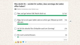 Unsere Umfrage im SWR3-Whatsapp-Kanal: Würdet ihr wollen, dass sonntags die Läden offen haben? Ein Screenshot vom 9.8. um 16 Uhr. 