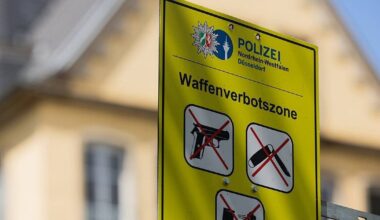 Waffenverbot in Bielefeld: Polizei darf nicht überall kontrollieren und Schilder fehlen