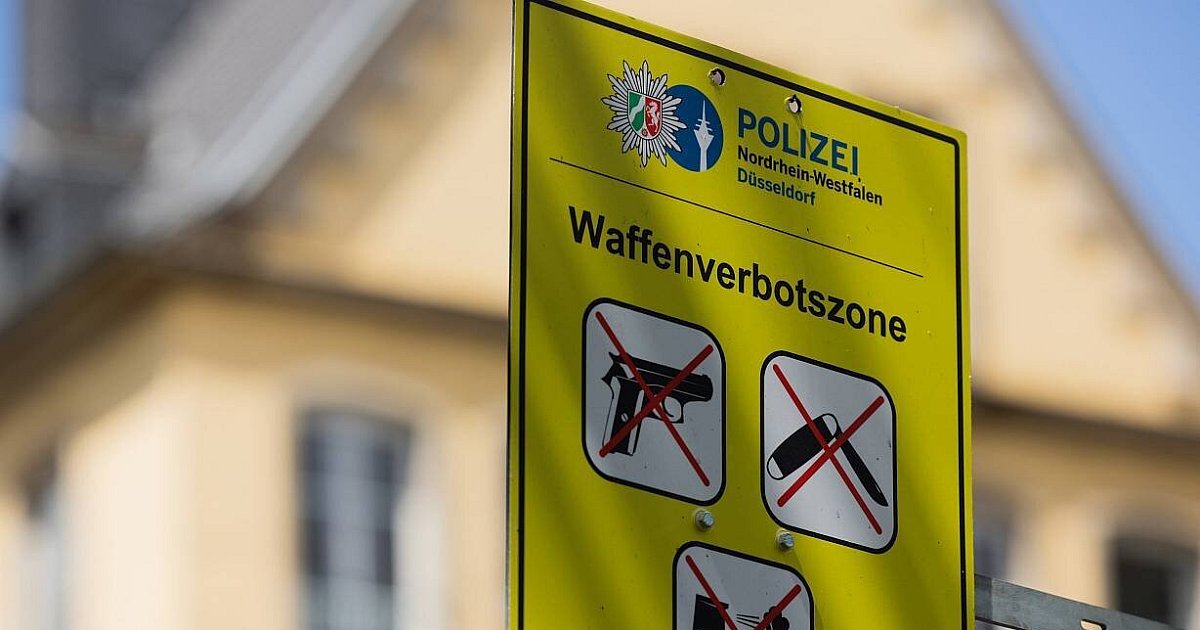 Waffenverbot in Bielefeld: Polizei darf nicht überall kontrollieren und Schilder fehlen
